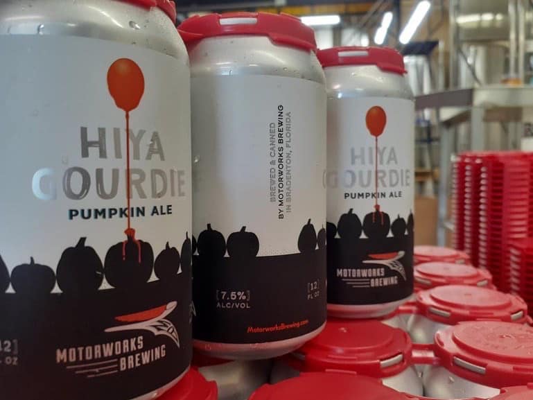 Hiya Gourdie 6 pack cans in the brewery during the canning process